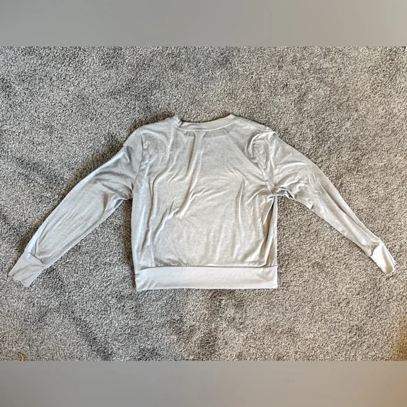 Vuori Daydream Crew, Like New, heather grey, Medium - Picture 8 of 10